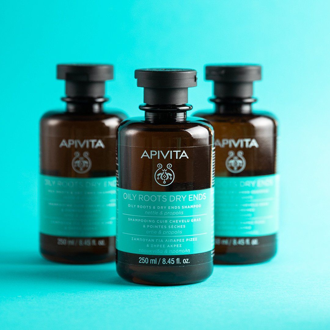 Apivita Oily Roots & Dry Ends Shampoo, Nettle & Propolis 250ml