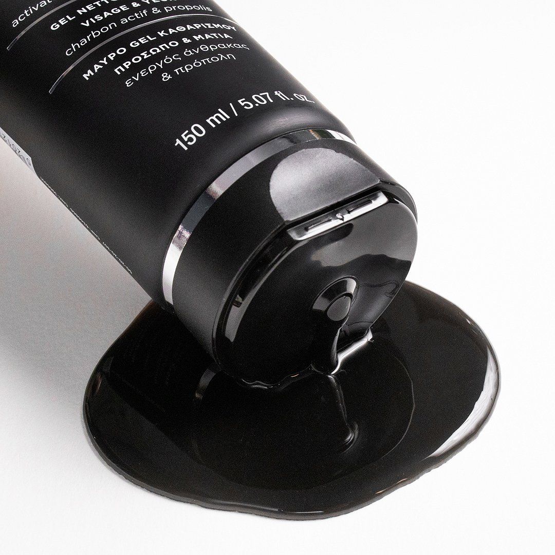 Apivita Black Detox Cleanser 150ml Apivita Black Detox Cleanser 150ml